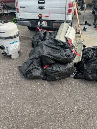 junk removal Pacific Beach - beach house cleanout service in 92109