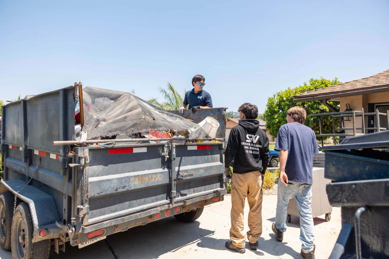 San Diego junk removal service background